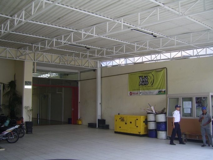 2009 Bengkel Yoshi Auto Surabaya